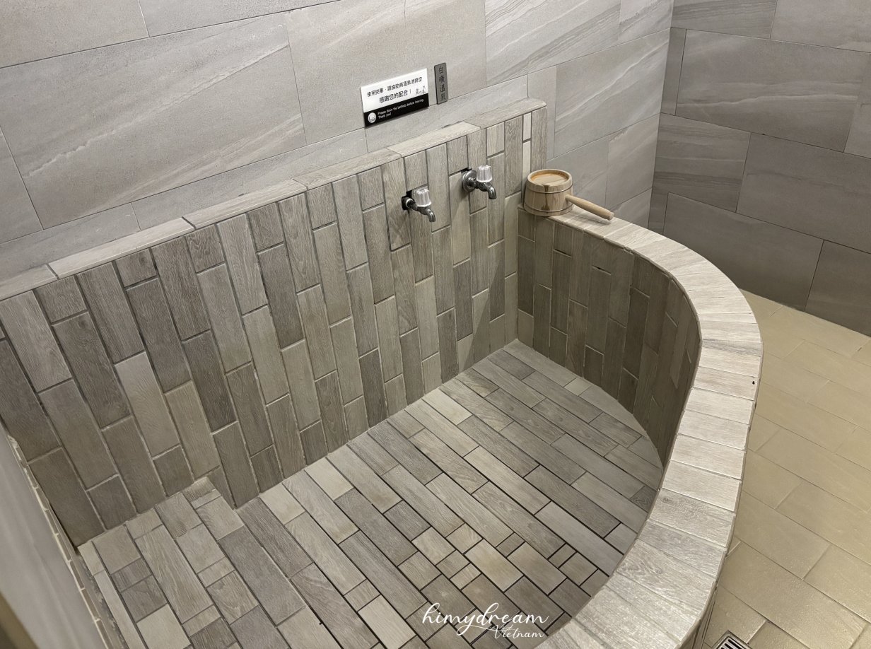 北投麗之湯溫泉會館 房內大溫泉池 四人家庭泡湯